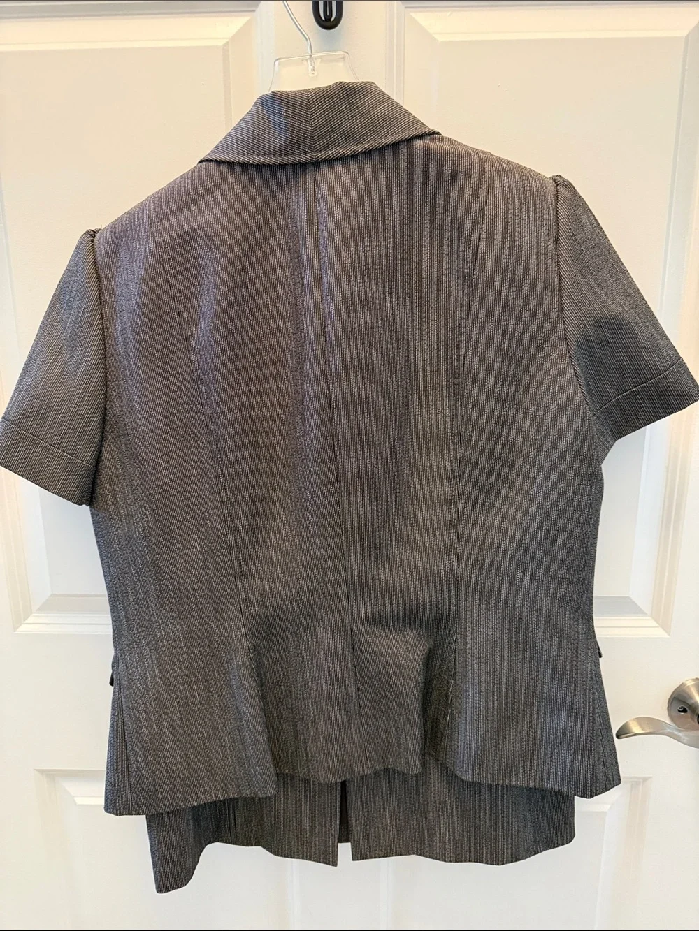 Tahari Women's Short-Sleeve Shawl Collar suit in brown and Gray